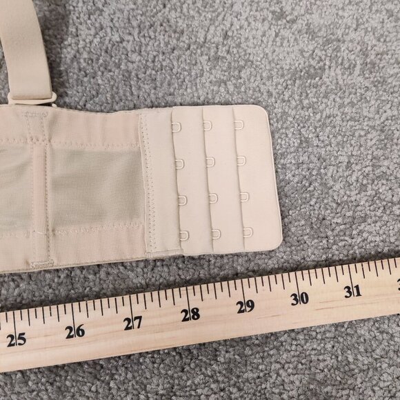 New Women's Bra Size 36DDD 36F Beige Convertible Straps Non Slip Smooth Look - Picture 6 of 6